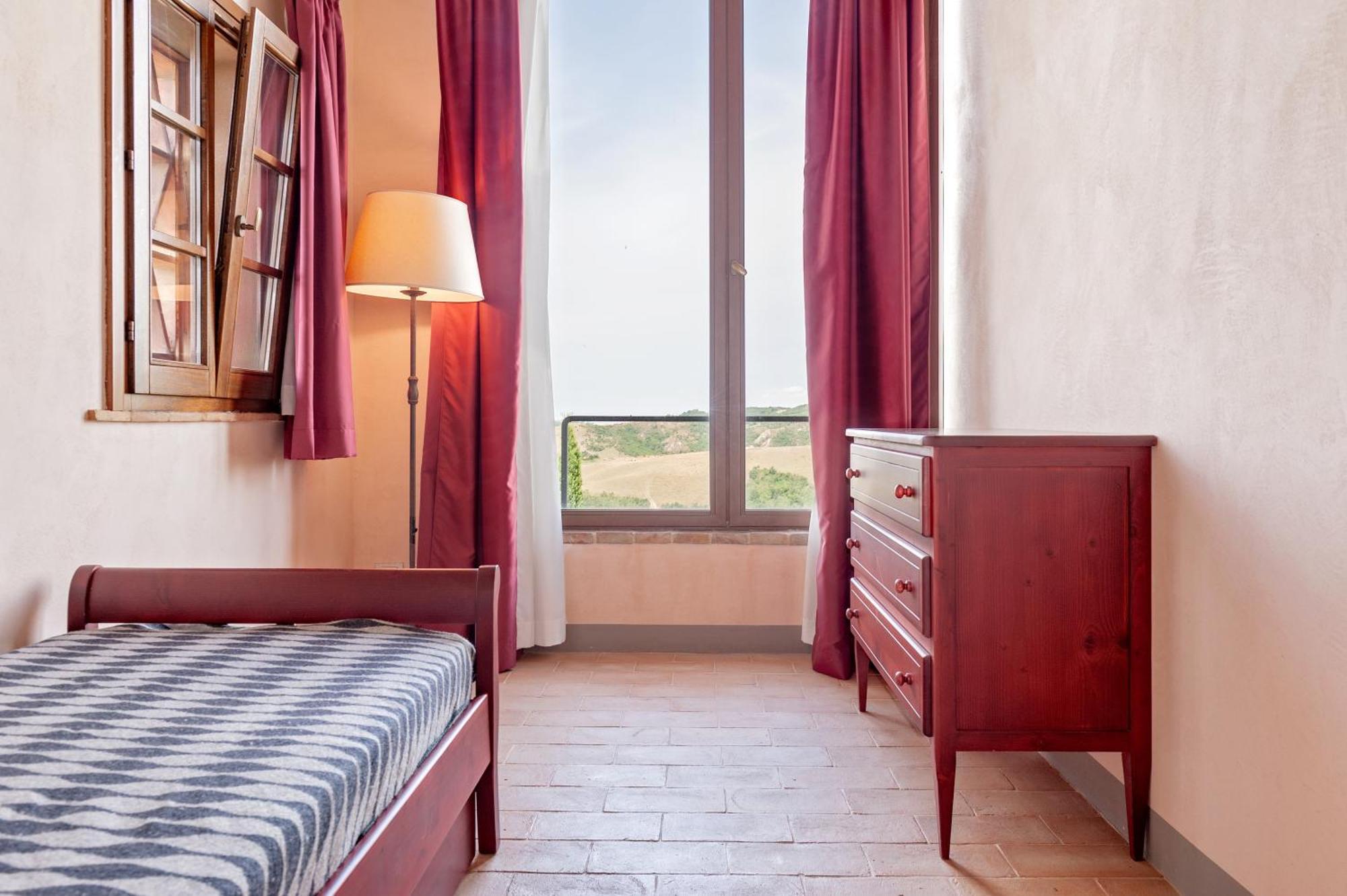 Il Borgo Delle Ville Palaia Exterior photo