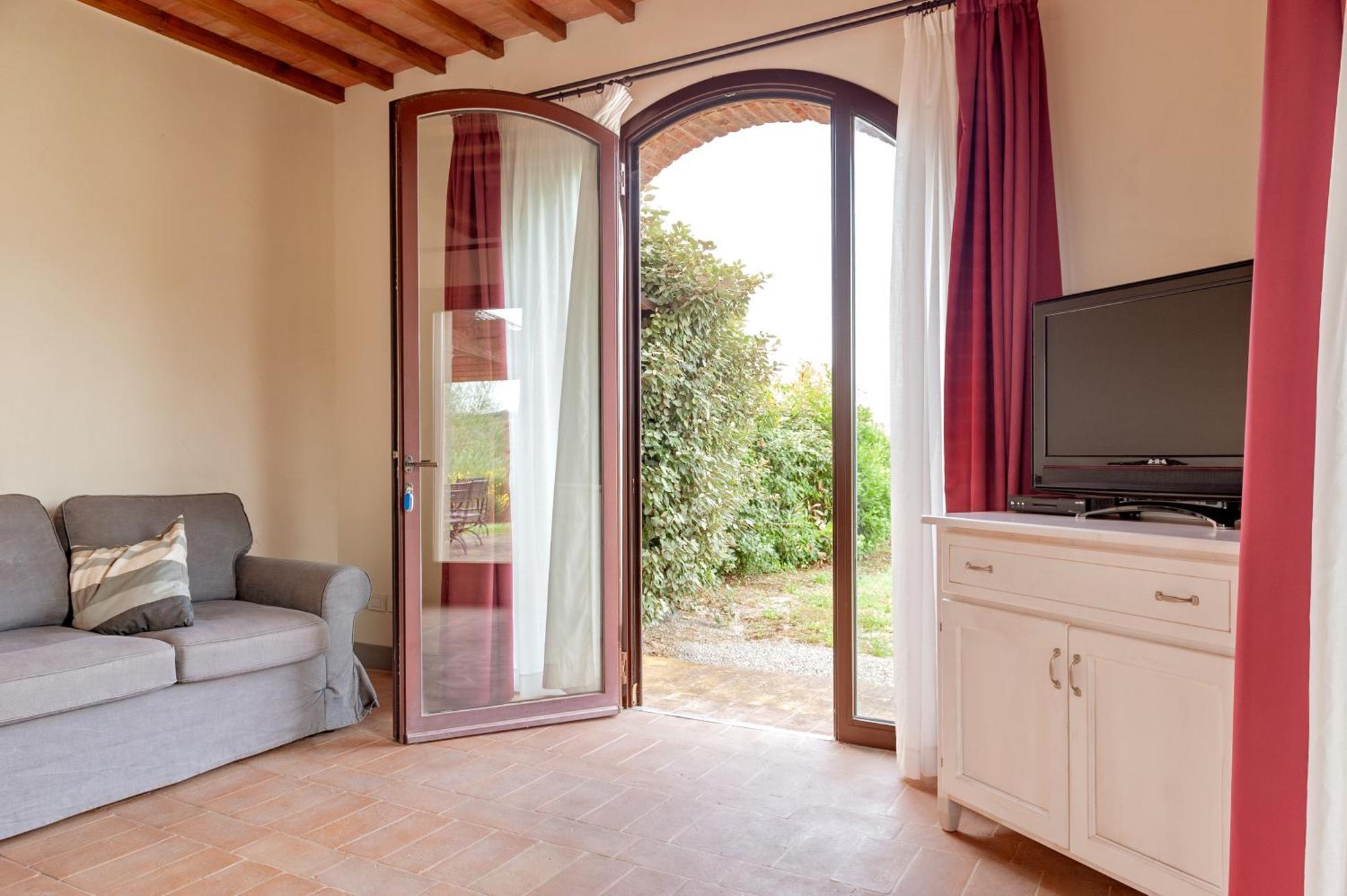 Il Borgo Delle Ville Palaia Exterior photo
